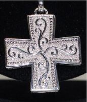 18k W/G 22" Chain W/ Cross Pendant 18.7gr  In Case In Counter Jc6 