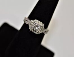 14k W/G Lds Engagement Ring W/ 50pt, 50-2pt Dia 4.3 Gr 